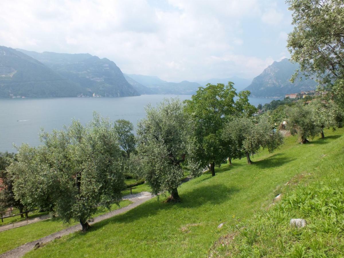 App. Monte Isola Vista Panoramica 빌라 외부 사진